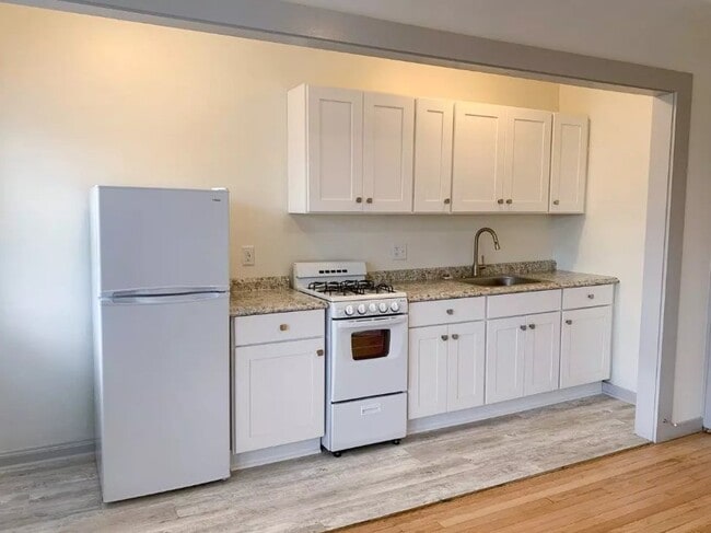 Building Photo - 1835 N 2nd St