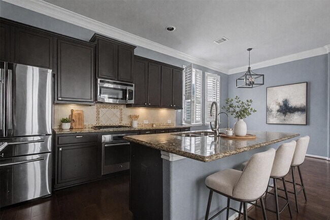 Building Photo - 6363 Fairdale Ln