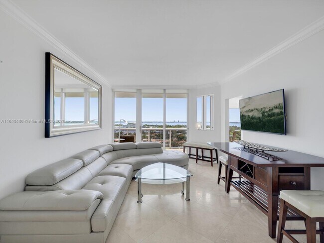Building Photo - 4779 Collins Ave