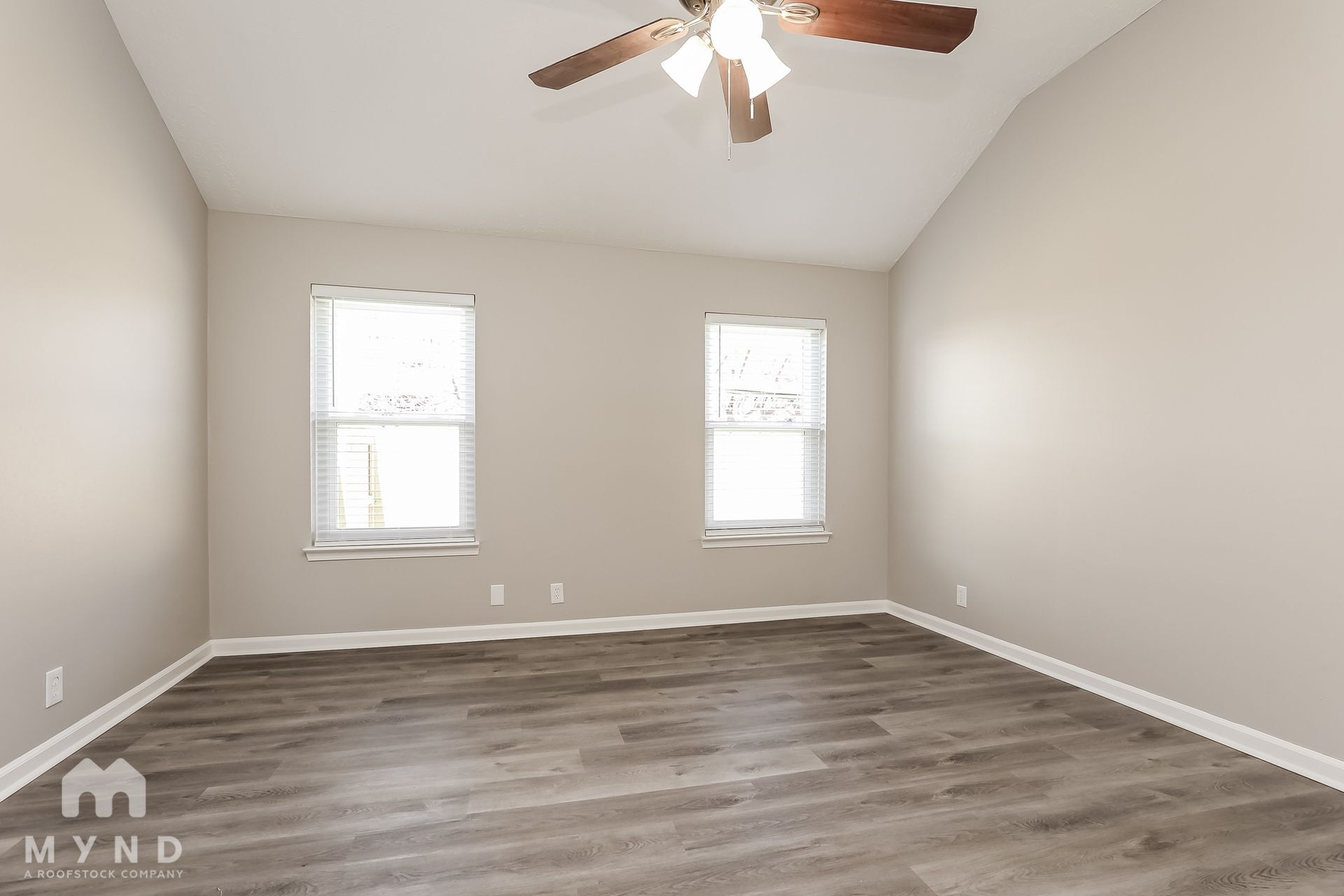 Building Photo - 4917 Hickory Woods E