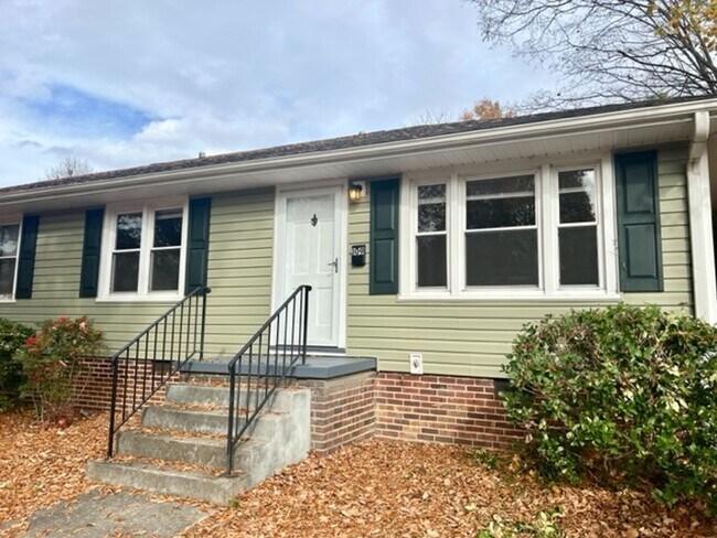 Building Photo - 309-311 W. PINE ST