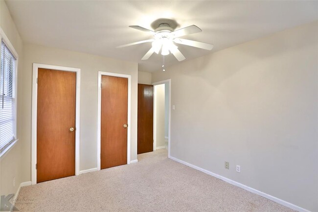 Building Photo - 3101 Sayles Blvd