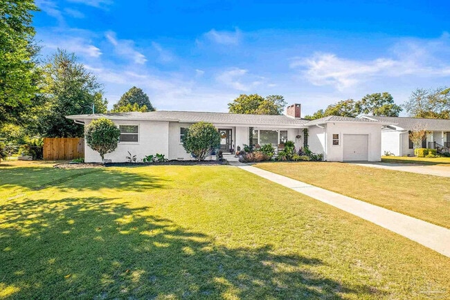 Building Photo - 319 Gamarra Rd