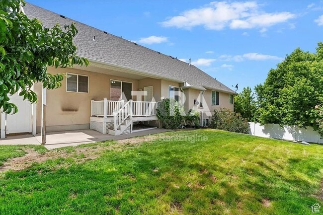 Building Photo - 154 W 1100 N