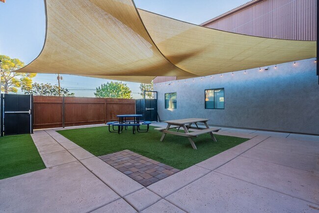 Building Photo - 50 N Mountain Ave