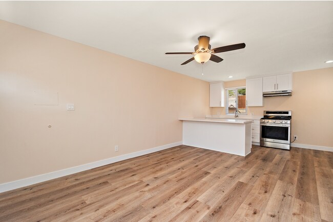 Building Photo - Private South Redondo Beach Back House | Fully Remodeled | 2-Car Garage | Minutes to the Beach!
