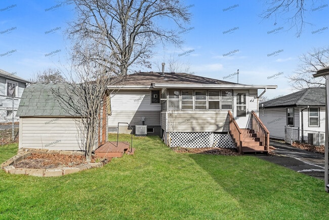 Building Photo - 9418 Echo Ln