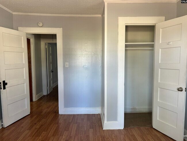 Building Photo - 804 Columbia College Dr