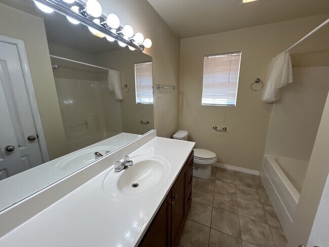 Building Photo - 3301 Pecan Dr