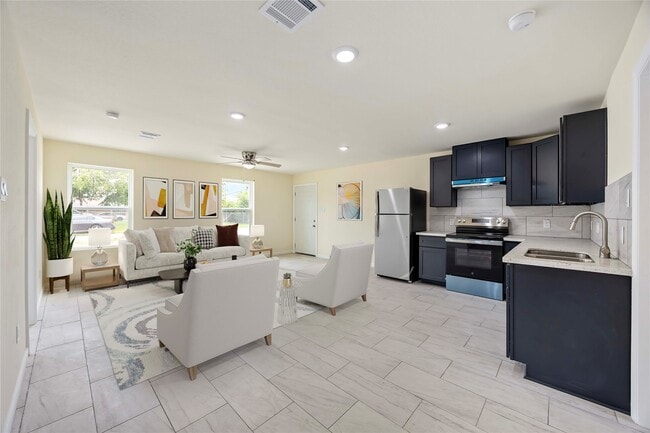 Building Photo - 14704 O Hara Dr