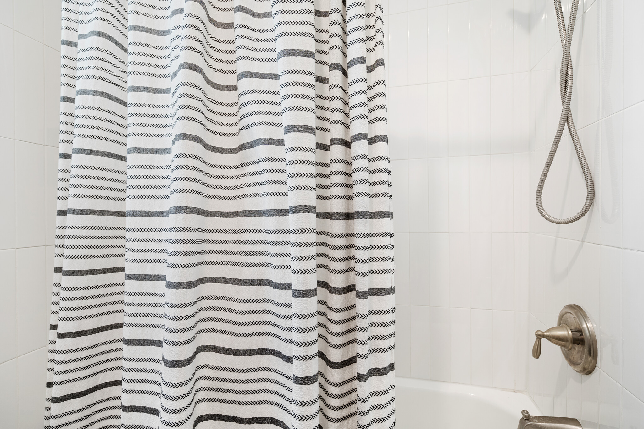 Building Photo - 5602 Greenhill Forest Dr