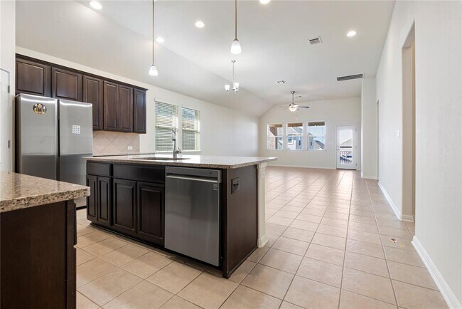 Building Photo - 2925 Scout Pony Dr