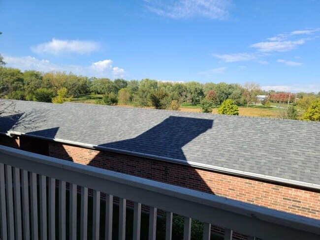 Building Photo - 1361 Cunat Ct