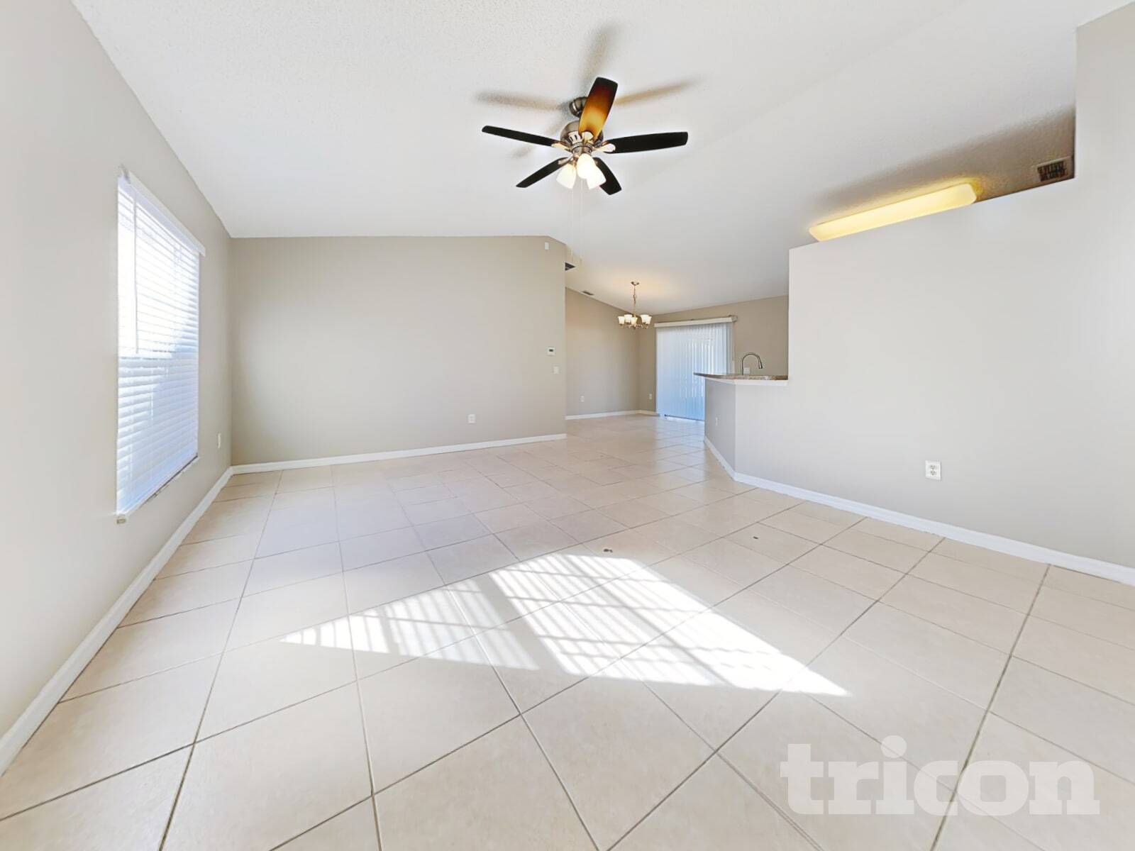 Building Photo - 1194 Algoma St