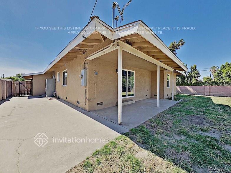 Building Photo - 9256 Swinton Ave