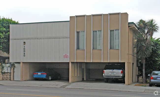 Primary Photo - 10020 Palms Blvd