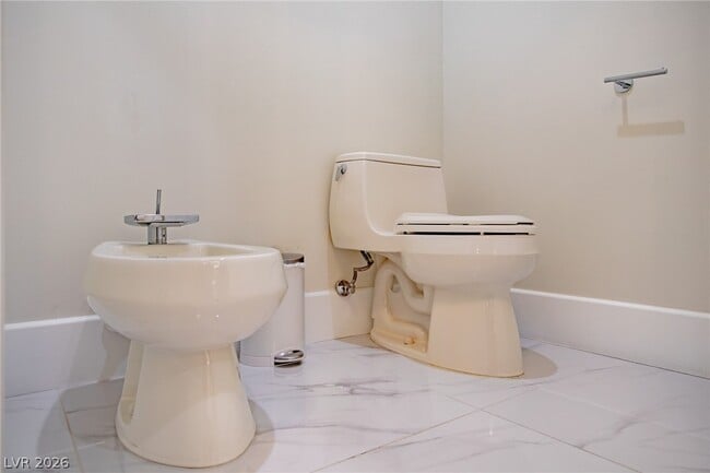 Building Photo - 69 Hawk Ridge Dr