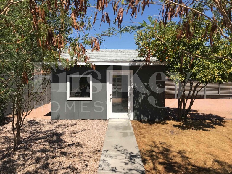 Building Photo - 4319 N 15th Ave