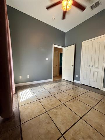 Building Photo - 708 Quiet Cove Cir