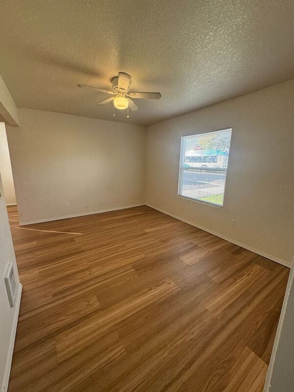 Building Photo - 1348 12th St SE