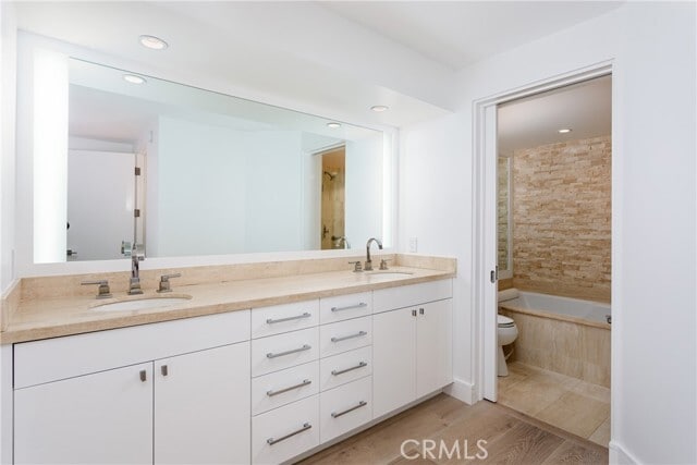 Building Photo - 601 Lido Park Dr