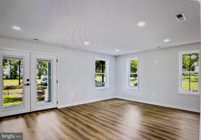 Building Photo - 15990 Charles Town Rd