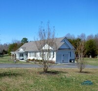 Building Photo - 4646 Old Fredericksburg Rd