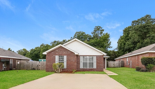 Building Photo - 826 Cottage Ln