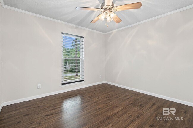 Building Photo - 218 Ridgewood Dr