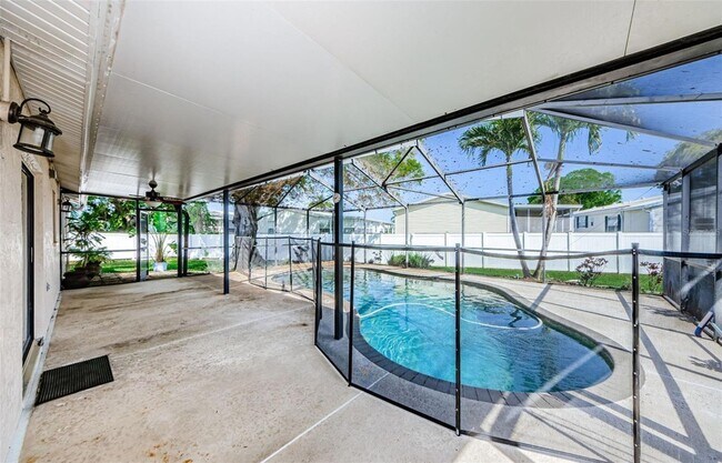 Building Photo - 6311 103rd Ave N