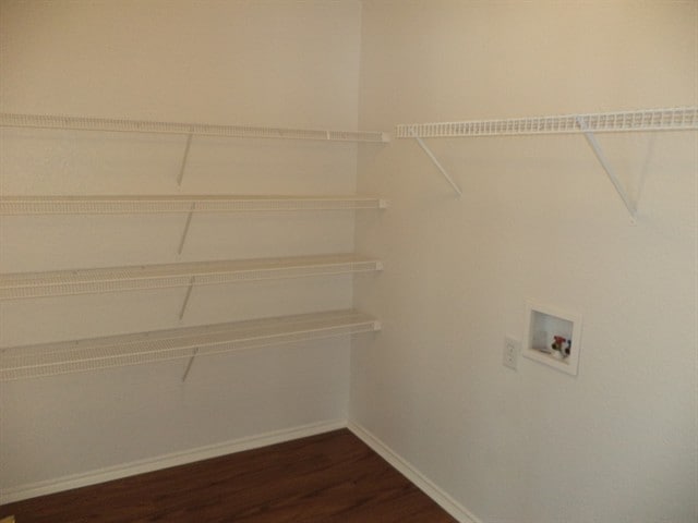 Building Photo - 1601 White Oak Rd