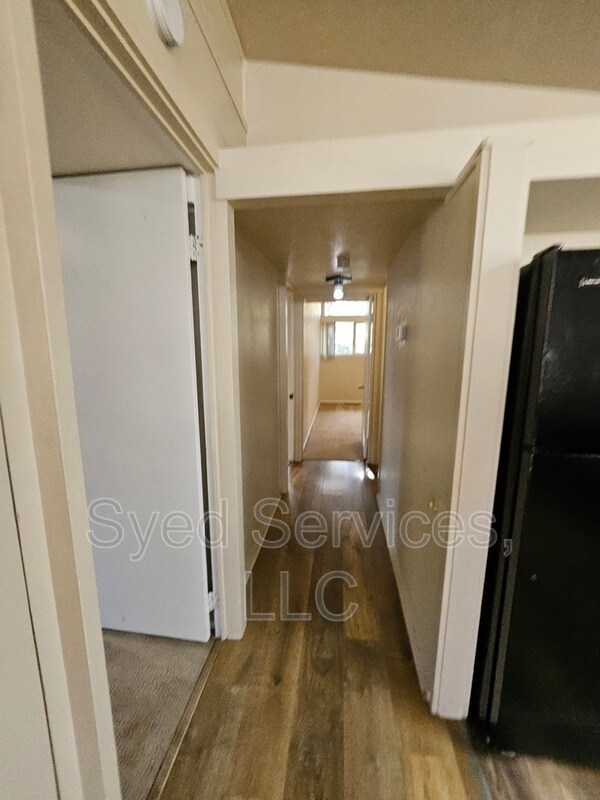 Building Photo - 1919 S Orchard St