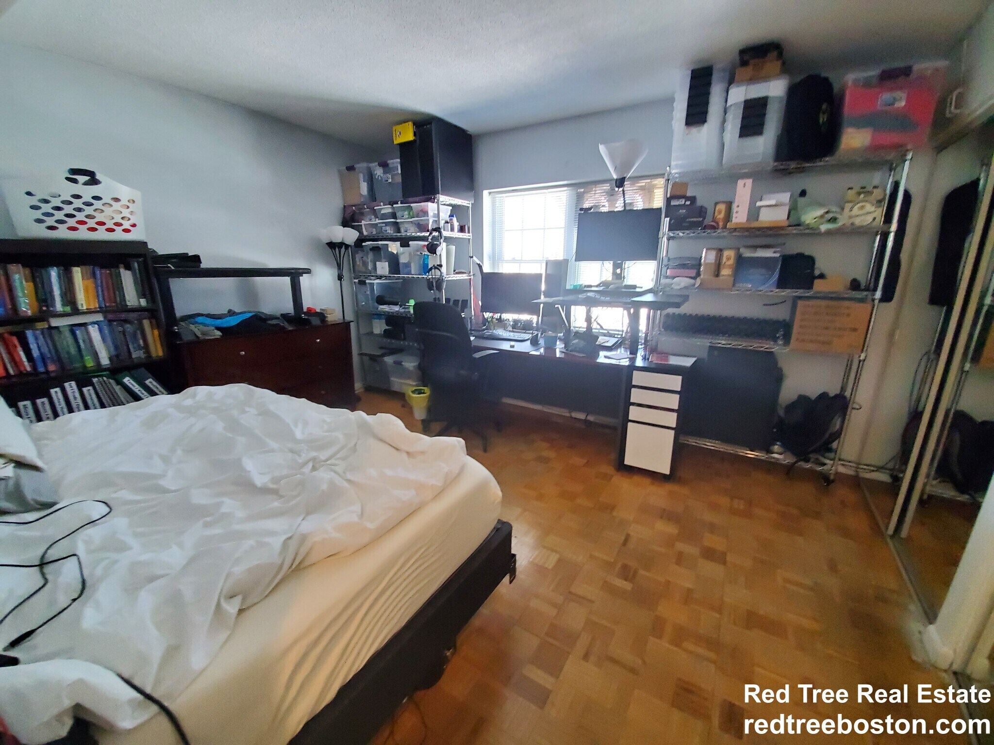 Building Photo - 162 Lake Shore Rd