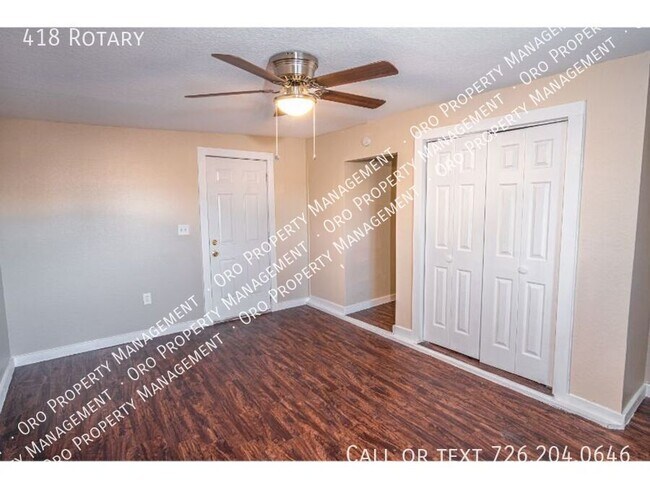 Building Photo - Amazing Newly Remodeled Home Near Downtown
