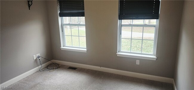 Building Photo - 6965 Chandlersville Rd