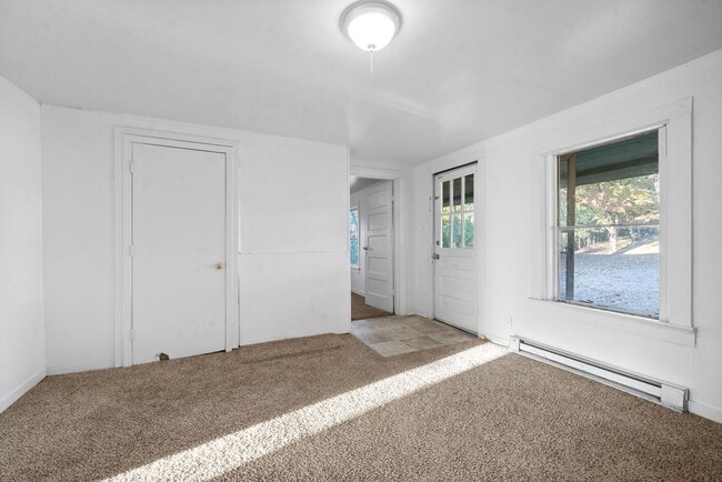 Building Photo - 1124 Palmyra Rd