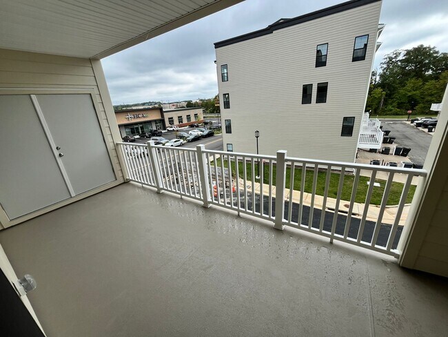 Building Photo - 551 Munson Woods Walk