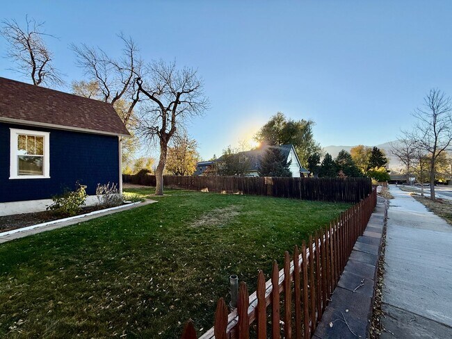 Building Photo - Charming 3-Bedroom Home in the Heart of Co...