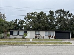 Building Photo - 4680 Royal Palm Ave