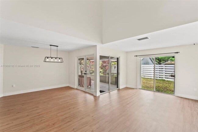 Building Photo - 15026 SW 141st Ct