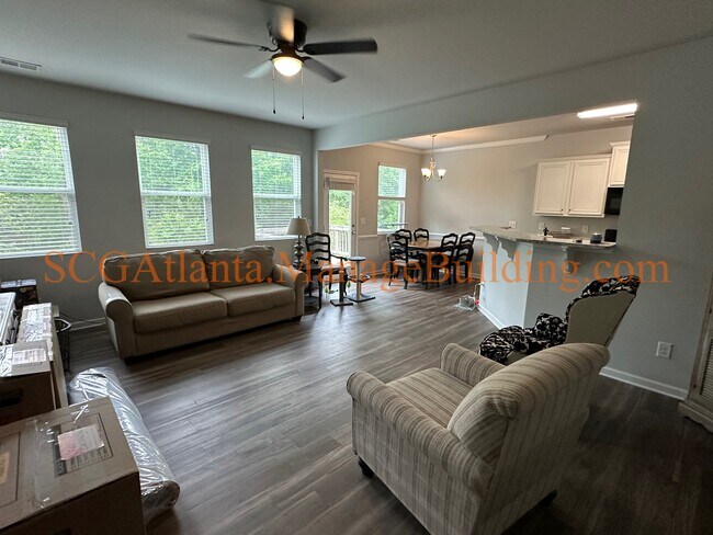 Building Photo - 110 Newnan Lakes Dr
