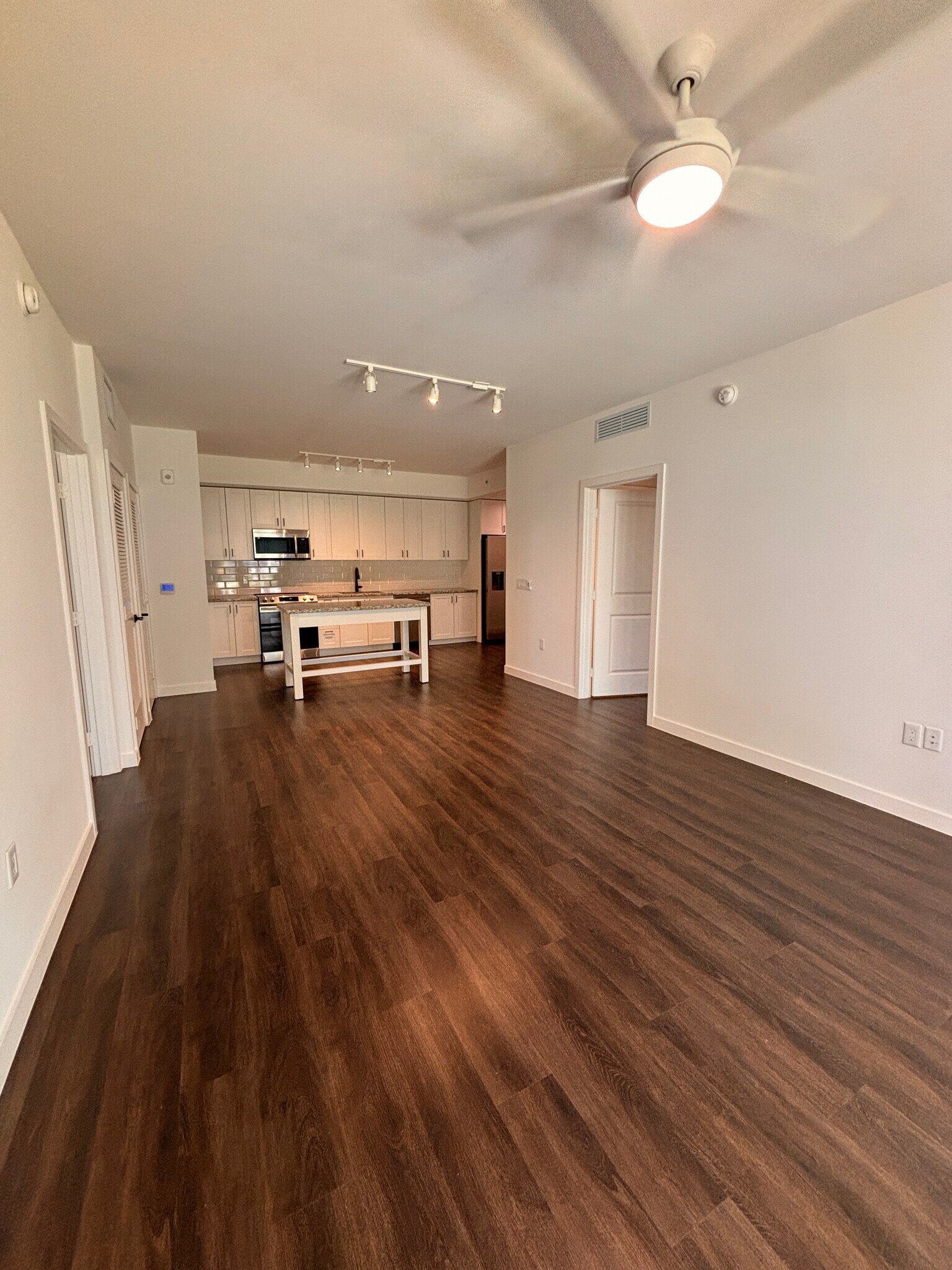 Building Photo - 1941 Fillmore St