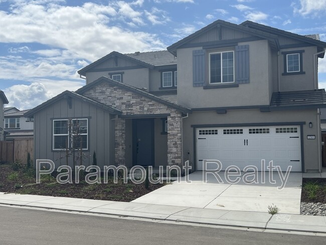 Primary Photo - 1369 Emory Ln