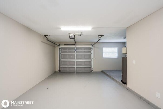 Building Photo - 4506 9TH ST W, BRADENTON, FL 34207