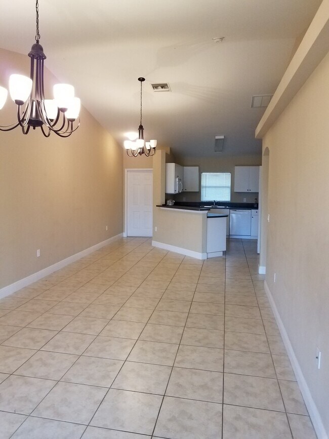 Building Photo - 2033 Andalusia Blvd