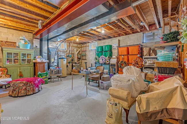 Building Photo - 11 Luppatatong Ave