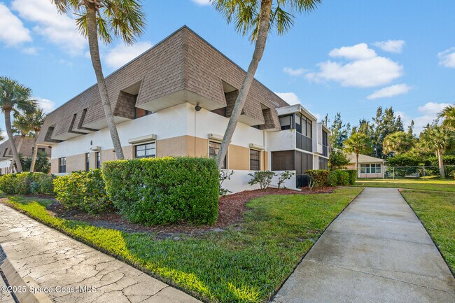 Building Photo - 2700 N Hwy A1A
