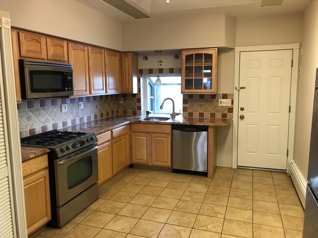 Building Photo - 342 Pavonia Ave