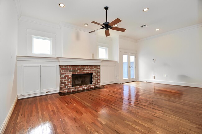 Building Photo - 1508 Nicholson St