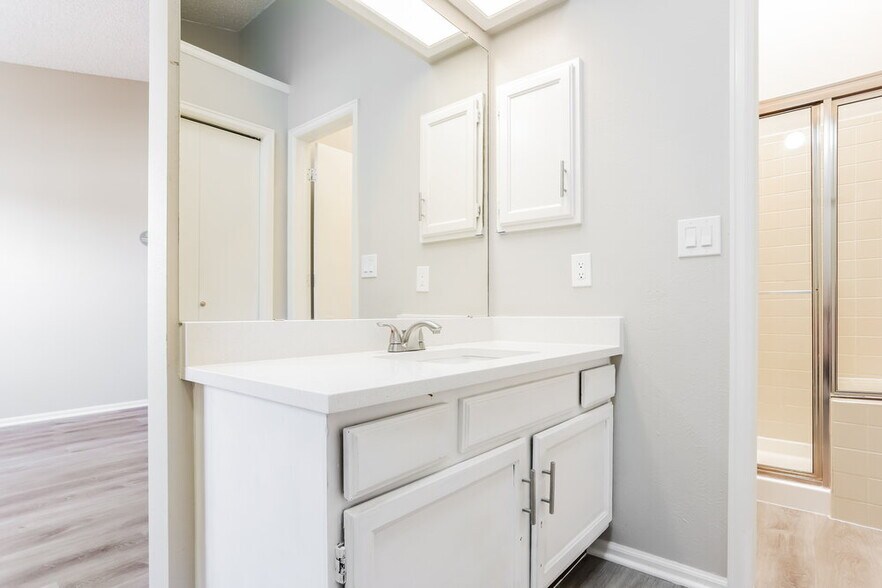 Building Photo - 5097 S Fairplay St